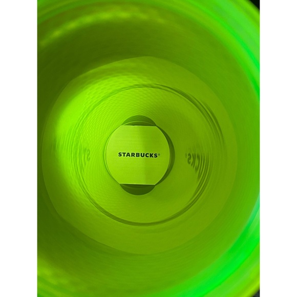 ❌SOLD❌                         Starbucks Halloween Glow in the Dark Studded Cup - Picture 7 of 7